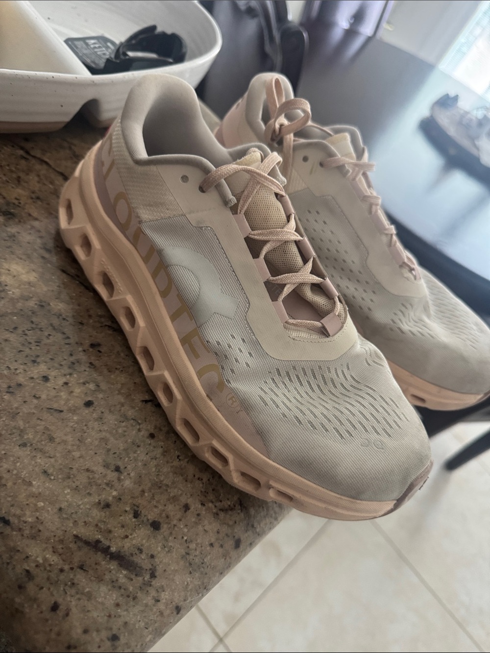 On Running Women's Cloudflow Running Sneakers - Beige/Pale Pink